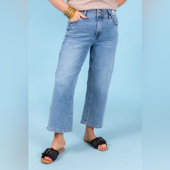 Judy Blue High Waist Double Button Waistband Cropped Wide Leg Jeans Size 15/32 - Picture 6 of 13